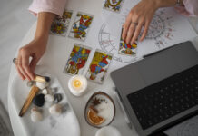 Что такое таро: разновидности, преимущества и гадания