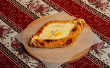 Хачапури: польза, удобство доставки и правильный выбор ресторана