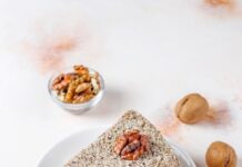 Торт с черносливом и грецким орехом