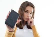 Как исправить ошибку Com Android Phone