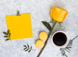 Добрый вечер: как поздравить женщину