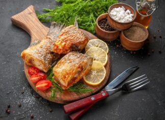 Сазан с овощами в духовке