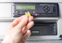 Блок управления и сигнализации автобуса: обзор функций