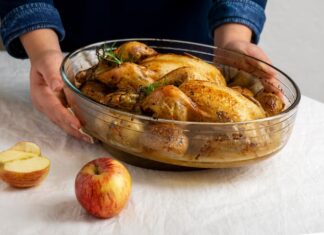 Сочная курица в духовке