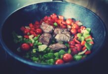 Говяжья печень на сковороде: простые рецепты