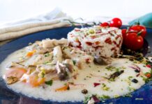 Фаршированный кальмар с рисом в духовке