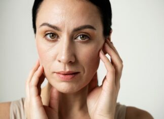 Признаки продольных морщин на лбу