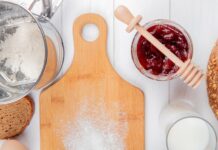 Тесто для рулета с вареньем