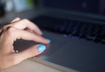 Закрыть полный экран на компьютере