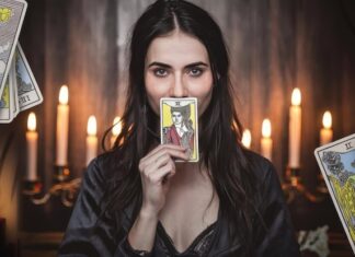 Значение Королевы Кубков в Таро: Да или Нет