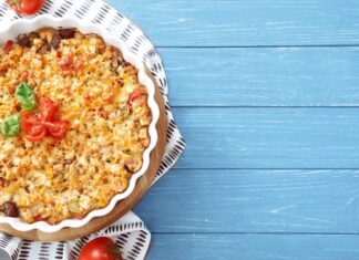 Заливной пирог с капустой и фаршем