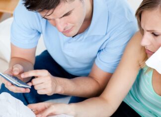 Как назвать семейный чат в WhatsApp