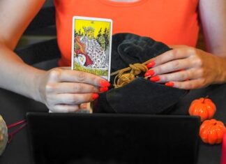 Гадание на новую работу с помощью Таро