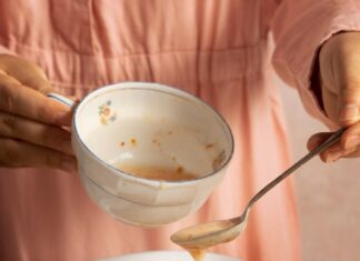 Творожная запеканка со сгущенкой: рецепт