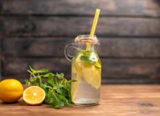 Лимонад с лимоном и мятой: рецепт освежающего напитка