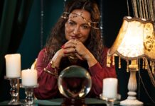 Разгадка мыслей: как понять, что он думает о вас