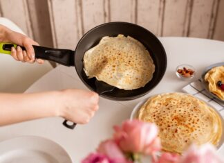 Вкусные блины с творогом: рецепт