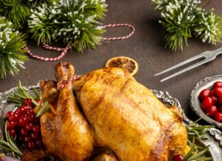 Курица с замороженными овощами в духовке