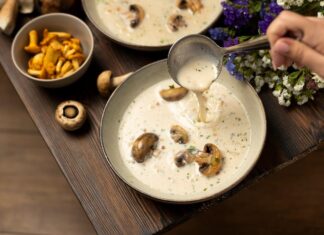 Грибное пюре с жареным луком