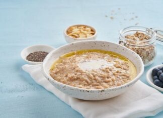 Овсяная каша на воде: простой рецепт