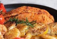 Грудка индейки с картошкой в духовке