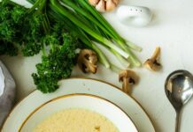 Суп из куриного филе с грибами