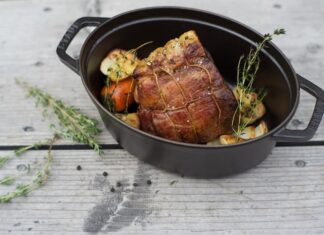 Свиная шея в духовке: рецепт вкусного блюда