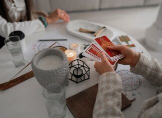 Значение карт Таро в финансовом планировании