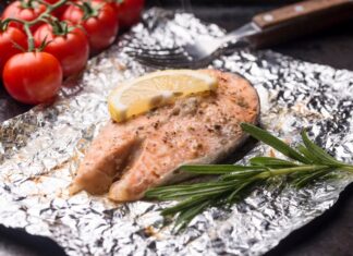 Запеченная рыба красной в духовке