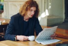 Сны о чтении газет: интерпретации и значения