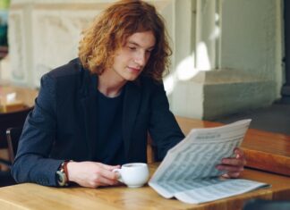 Сны о чтении газет: интерпретации и значения