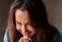 Расшифровка карты Таро: 9 Жезлов — Да или Нет