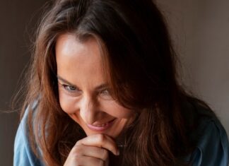 Расшифровка карты Таро: 9 Жезлов — Да или Нет