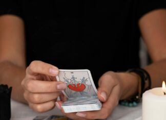 Расклад Таро онлайн: карта дня