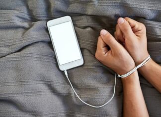 Сделайте беспроводную зарядку для смартфона