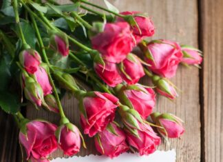 Записка в цветах для мамы