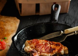 Секреты вкусной жарки свинины на сковороде