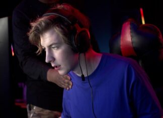 Голды в Стандофф: Кто даст?