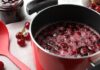 Простой рецепт клюквенного соуса к мясу