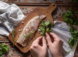 Готовим стейк из горбуши: пошаговый рецепт