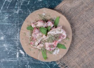 Классический холодец с желатином: рецепт