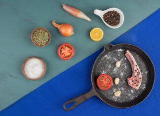 Готовим свиные купаты на сковороде