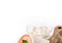 Рулет с курицей и корейской морковкой