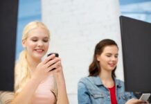 Как связаться с сотрудниками Авито