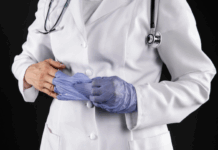 Врач-проктолог: деликатная помощь при интимных проблемах