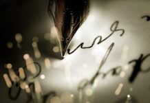 Подпись под песней: значение и история