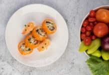 Рулеты из семги с творожным сыром