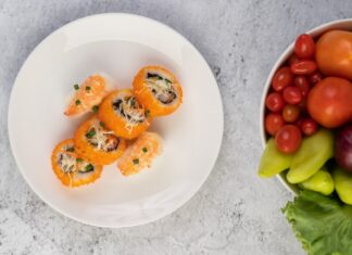 Рулеты из семги с творожным сыром