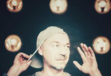 Размышления мужчины о 9 Пентаклях Таро