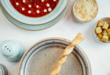 Жидкое тесто для сосисок в тесте